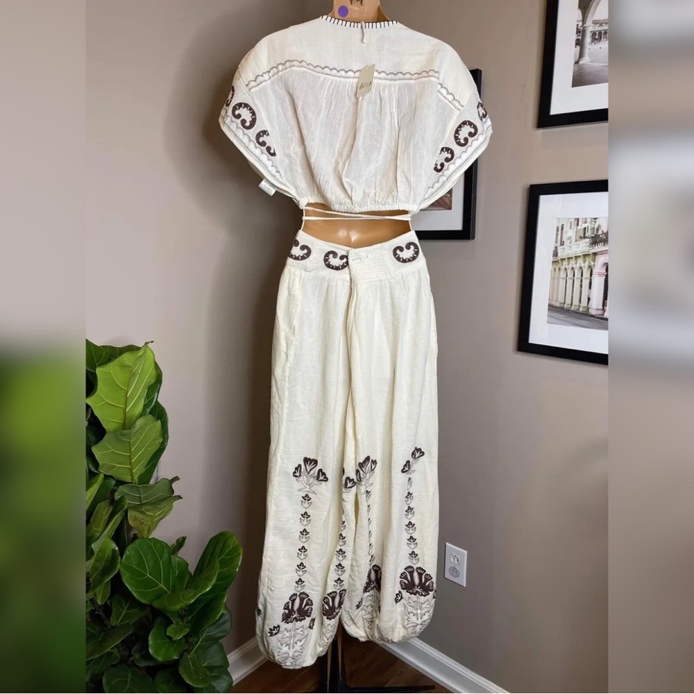 Free people Kai Embroidered Set Size M - Picture 7 of 8